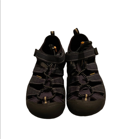 KEEN SHOES - Picture 2 of 7